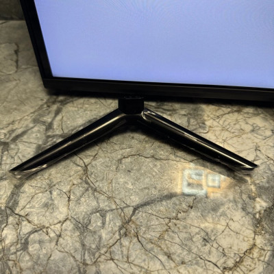 Samsung 32ʼʼ 4K-QLED, Smart TV, T2 Wifi Bluetooth телевизор самсунг 32 дюйма